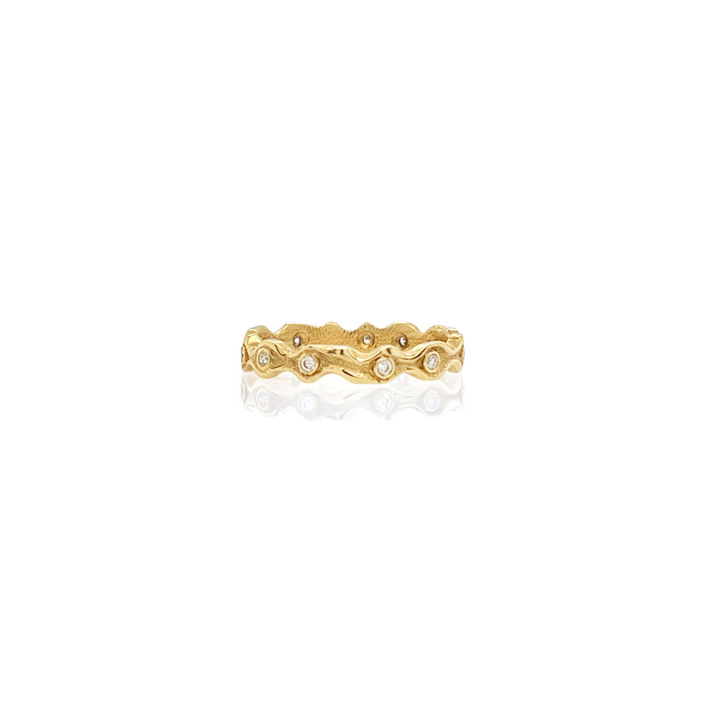 "wave" ring with white diamonds