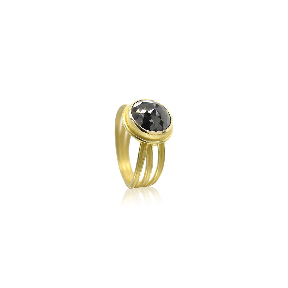 3 blades ring with rimmed bezel black diamond ring