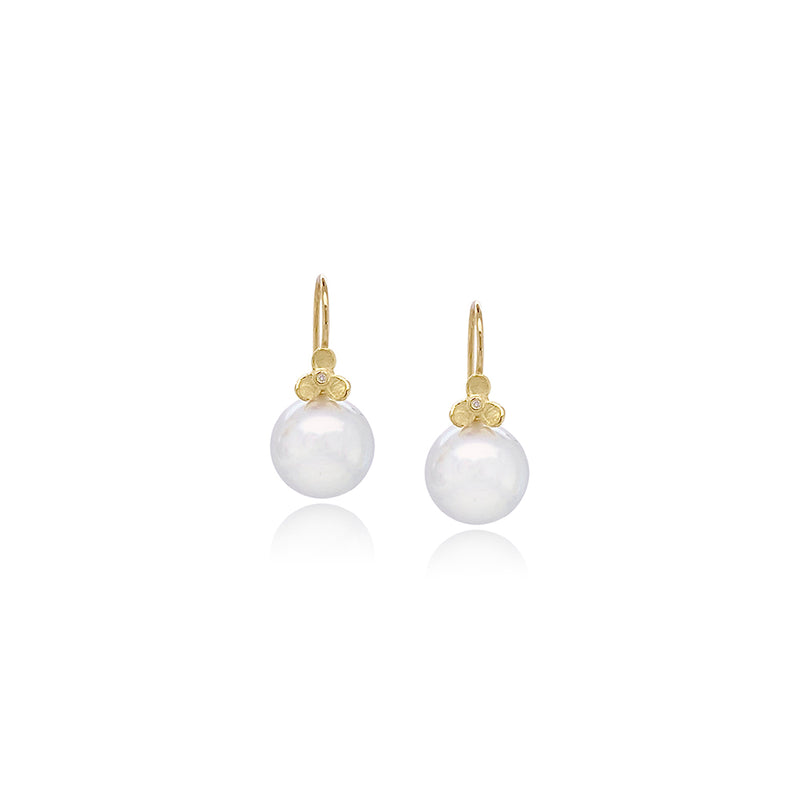 Trillium-Topped Pearl Earrings