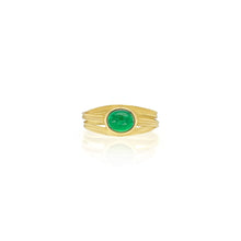3 Ribbon Ring with Oval Cabochon Emerald