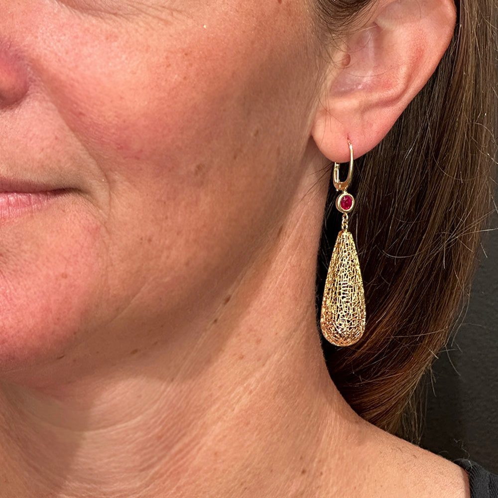 Ombre Gold Earring with Rubies