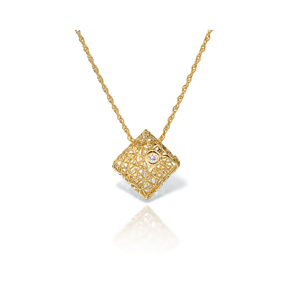 square pendant in 18k yellow and diamond