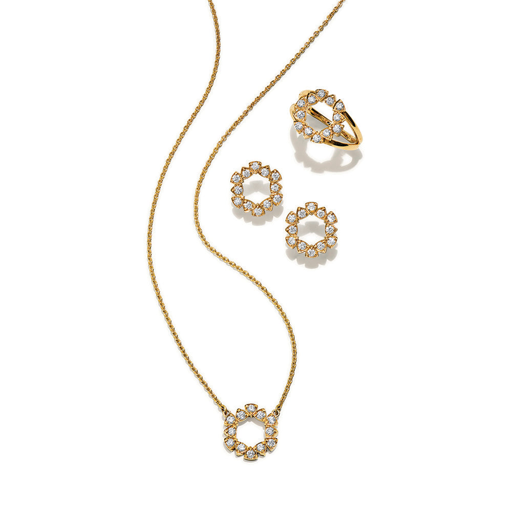 Della Pendant