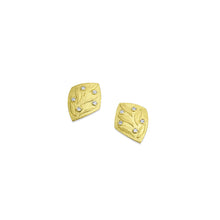Kite-Shaped Earrings with Diamonds