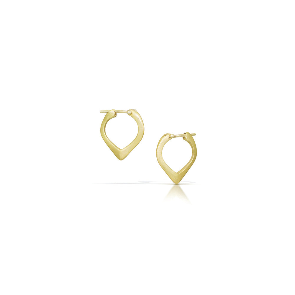 Corazon hoop earrings in 18k green gold