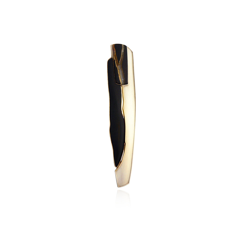 breciated brooch