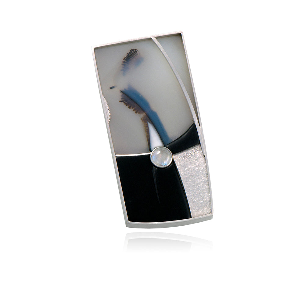 selene brooch