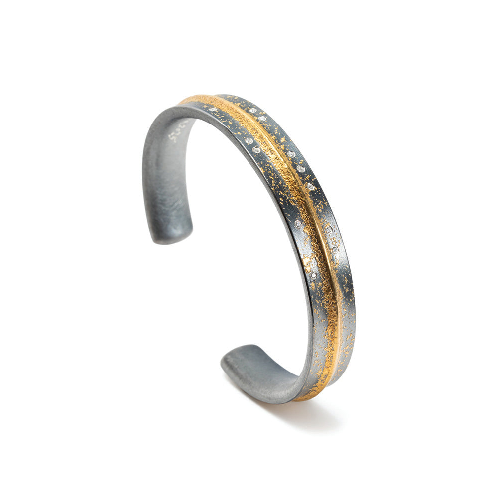 raised center rib cuff with diamonds