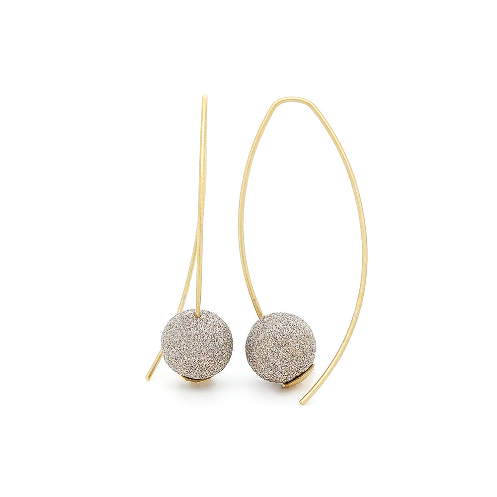 "stardust" Drop earrings in platinum