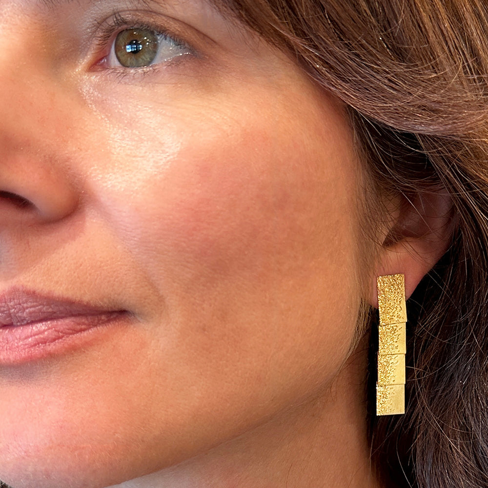 quadruple rectangular stardust earrings in 18k