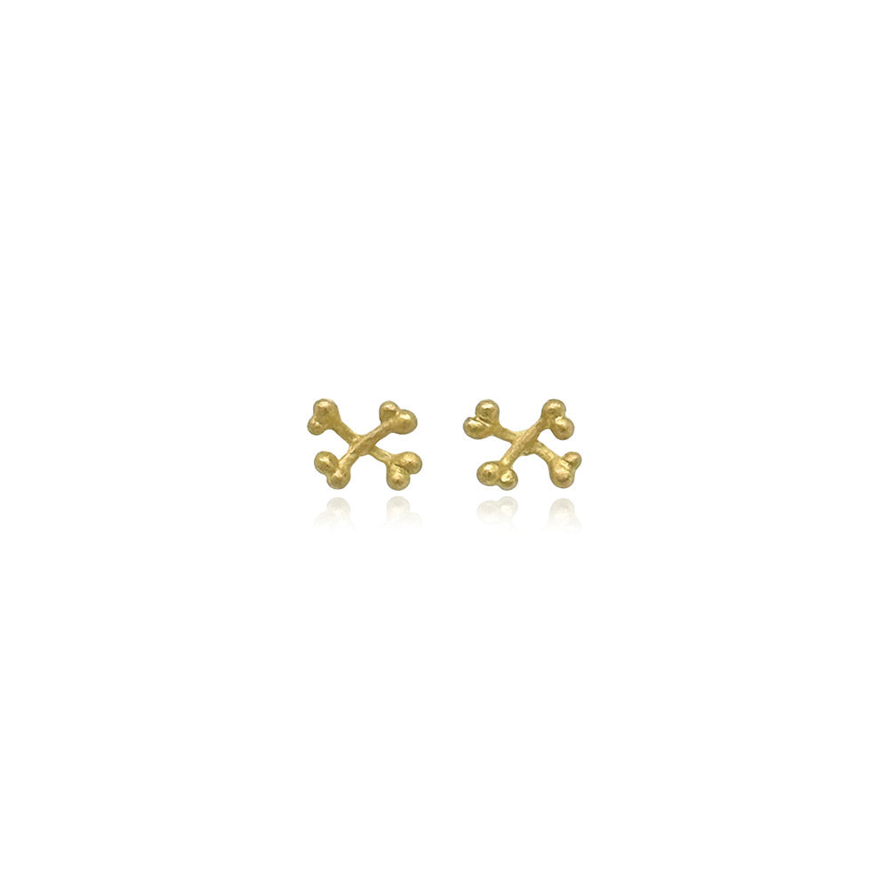 Hand-formed 18k yellow gold crossbones stud earrings. Earrings are 5/16" in diameter (8mm).
