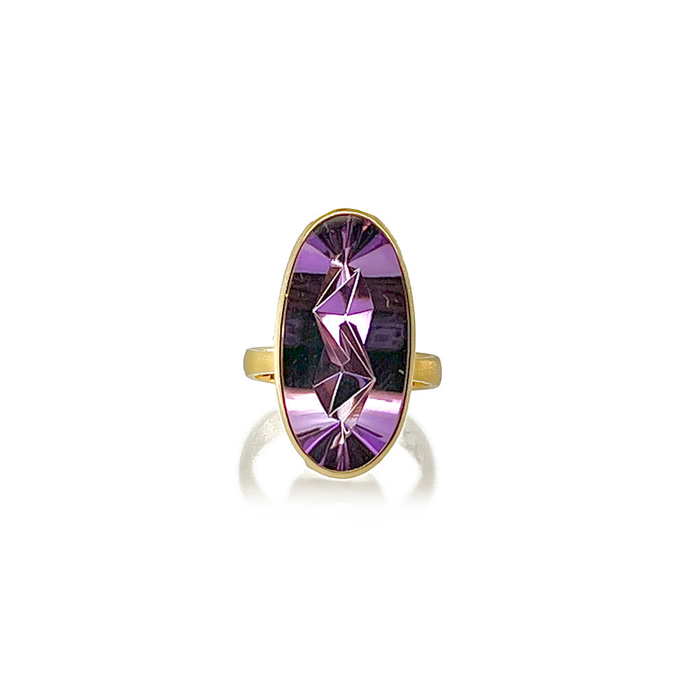 amethyst ring by munsteiners