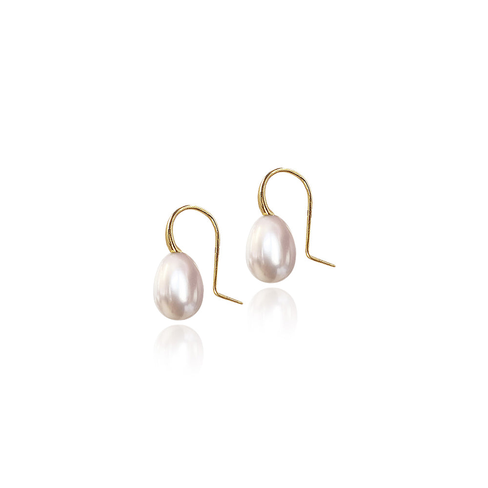 pearl earrings on 18k gold hooks