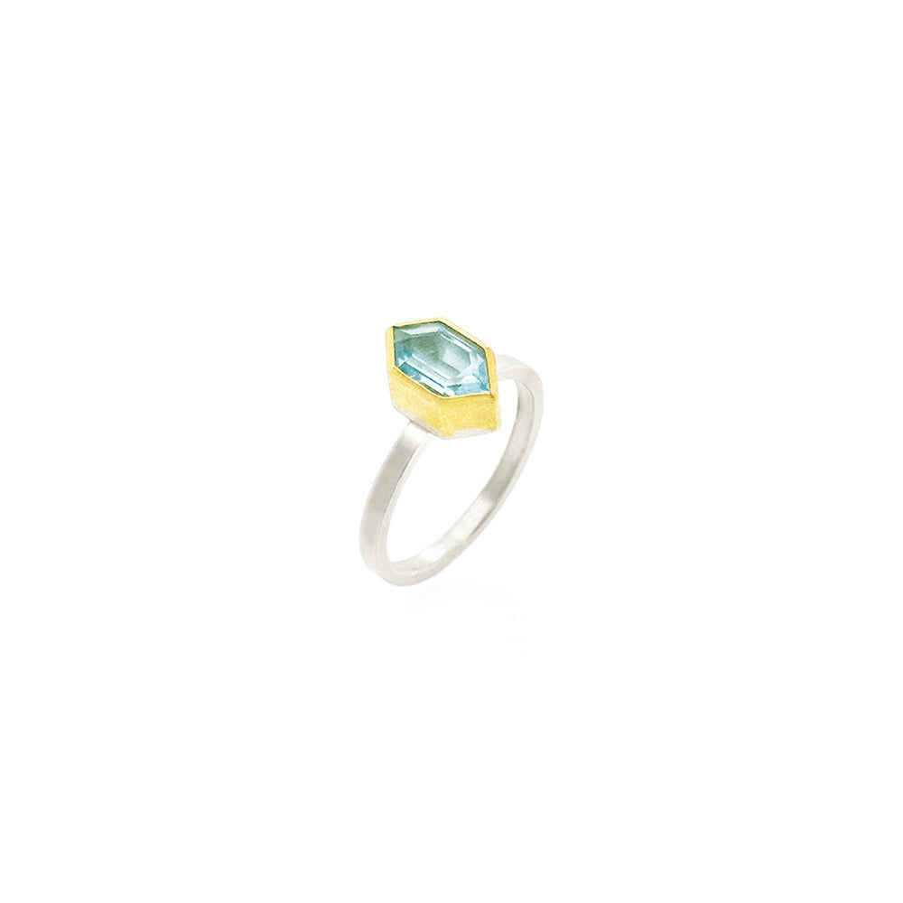 Elongated Hexagonal Aquamarine Ring