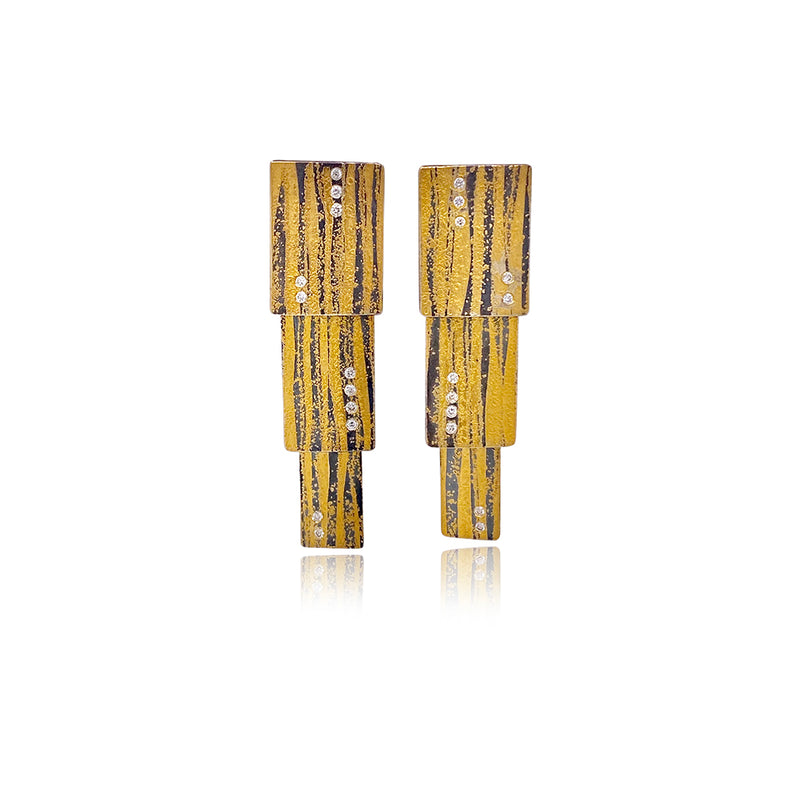 Linear Earrings with Diamonds