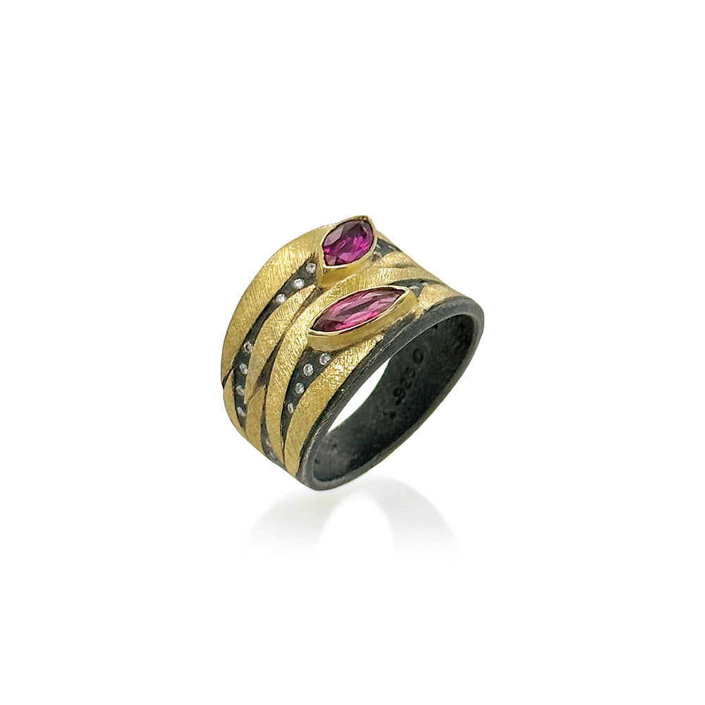 Stripes ring with 2 marquis rubies