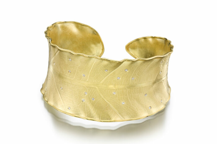 Leaf cuff bracelet with diamonds