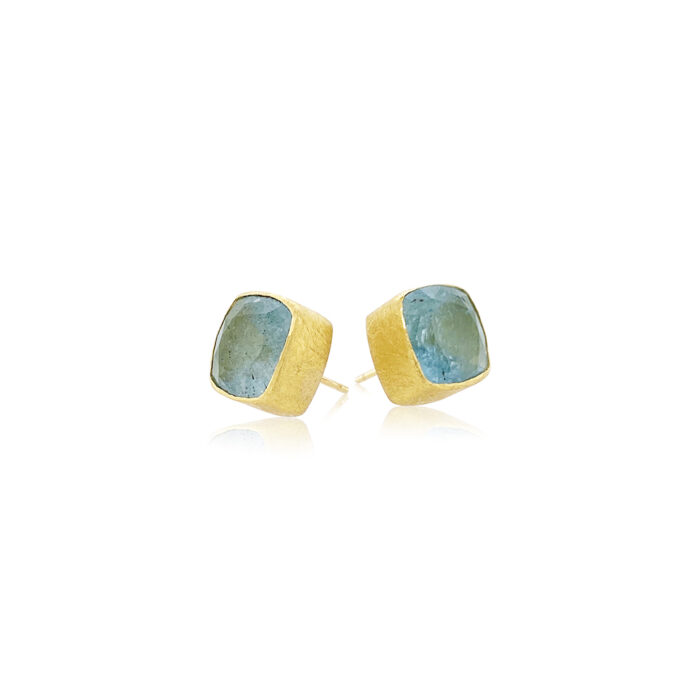 cushion cut, Faceted aquamarine  post earrings in 22k/18k