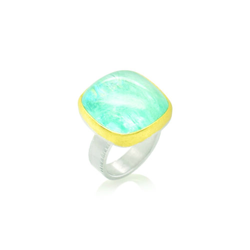 cushion cut aquamarine cabochon ring