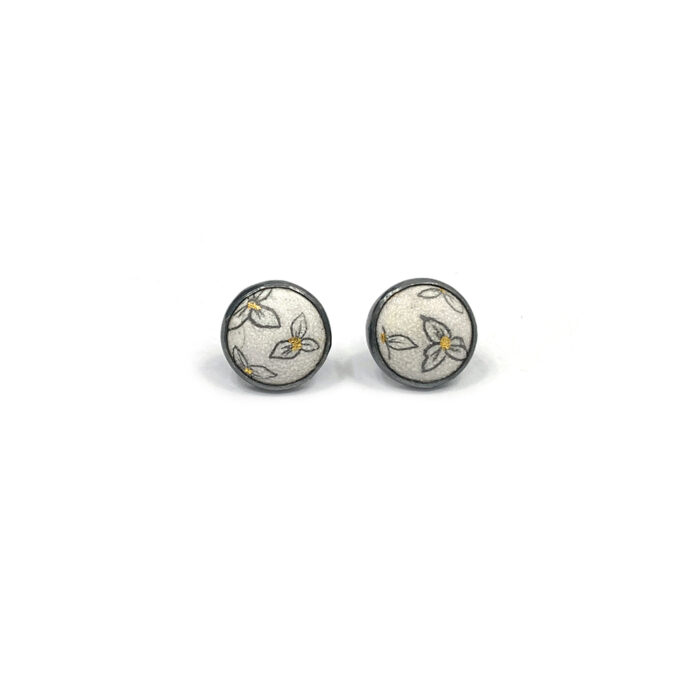 oxidized button posts, trillium