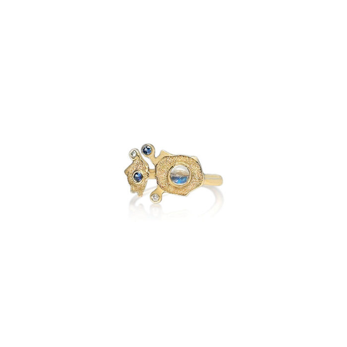 double top embrace ring with sapphires, diamond and moonstone