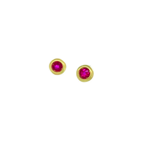 Tiny star earrings with rubies in 18k green gold