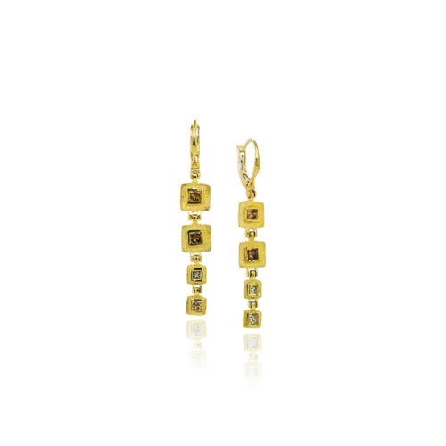 18k yellow gold hinged earrings from the "library collection" with 8 princess cut brown diamonds, 1.0cttw, with lever backs. Earrings are 2" in total length and and hinged segments taper from 8x8mm to 5x5mm.