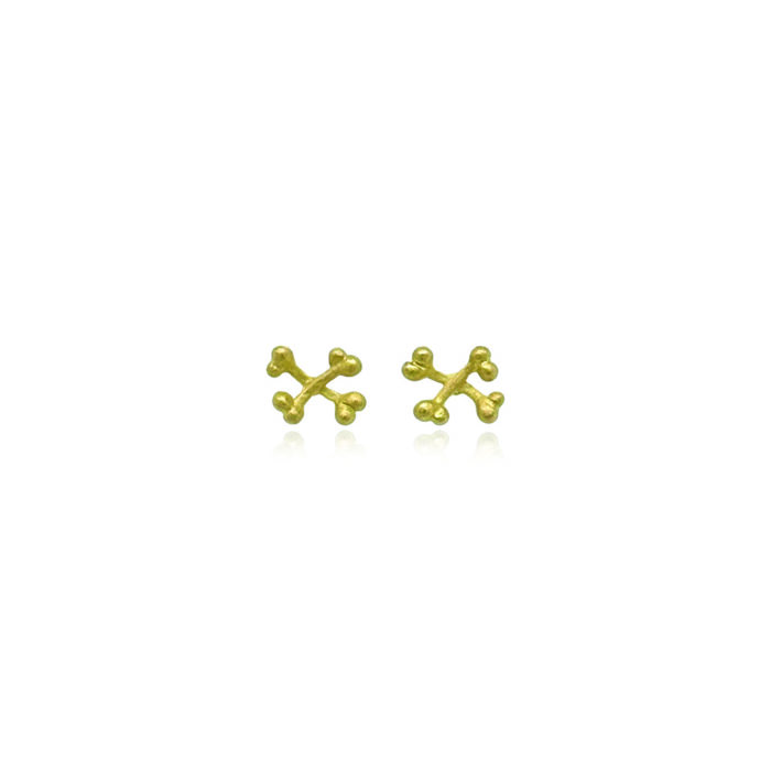 Hand-formed 18k yellow gold crossbones stud earrings. Earrings are 5/16" in diameter (8mm).
