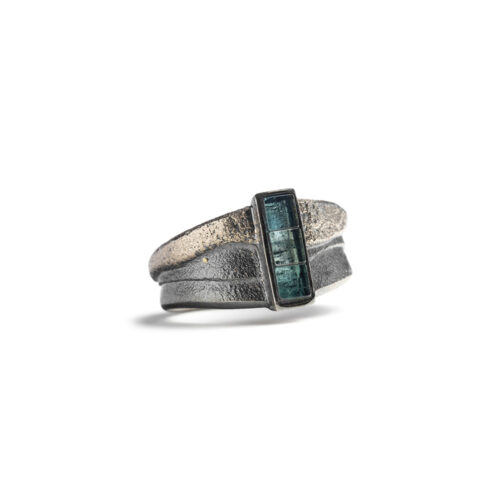 Aquamarine ring in oxidized sterling silver, 2.62 cttw, in a stacked vertical setting. Ring is a size 9.75.