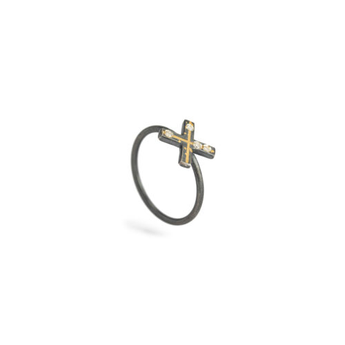 Oxidized sterling silver and 24k yellow gold "O" shaped ring with white (G) vs diamonds, 0.03 cttw. Ring is 3/8" in diameter (10mm) and is a size 5.