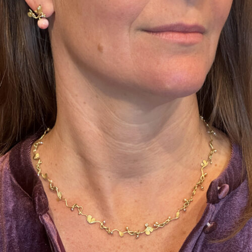 LV25.E284(ear)_LV.C.025(neck)