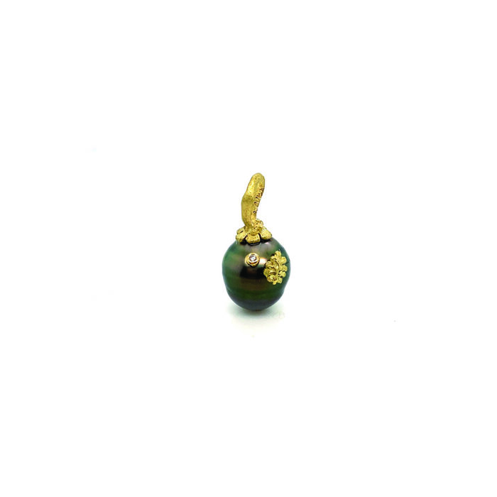 Tahitian pearl pendant with hand-crafted 18k yellow gold flower bale and oak leaf, and a white diamond accent, 0.01ct. **Chain sold separately**