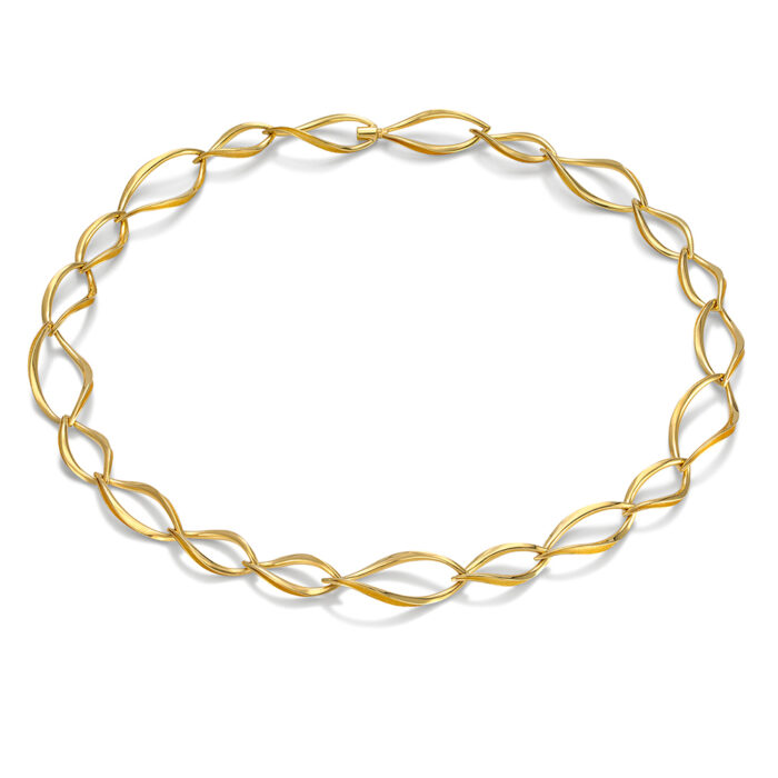 Nested Marquise necklace in 18k