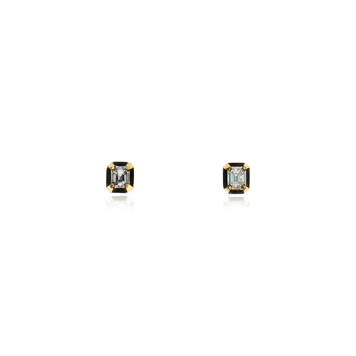 emerald cut diamonds with darkened halo