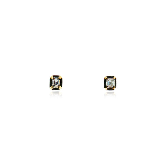 emerald cut diamonds with darkened halo